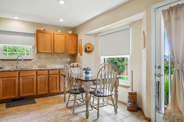 710 W Lexington Circle, Clever, MO 65631