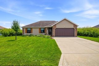 710 W Lexington Circle, Clever, MO 65631