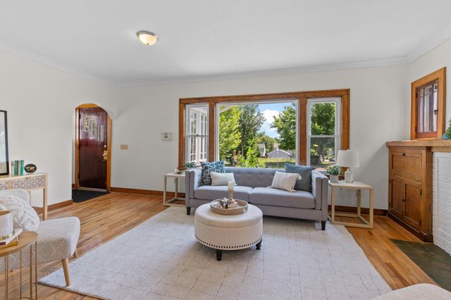 3601 Emerson Avenue N, Minneapolis, MN 55412