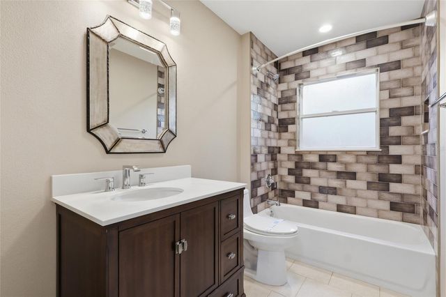 5724 ERHARDT DRIVE, Riverview, FL 33578