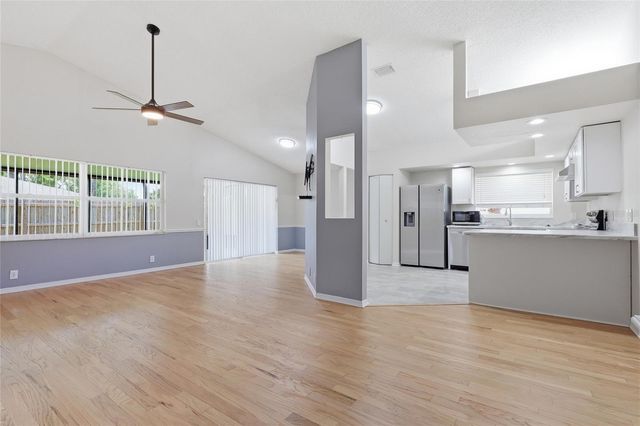 5724 ERHARDT DRIVE, Riverview, FL 33578