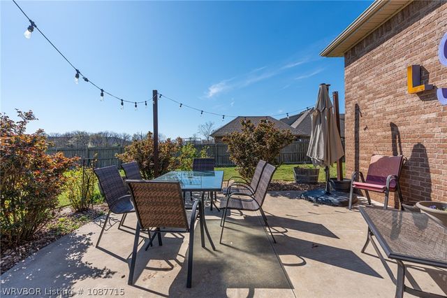 1606 Crystal Court, Fort Smith, AR 72916