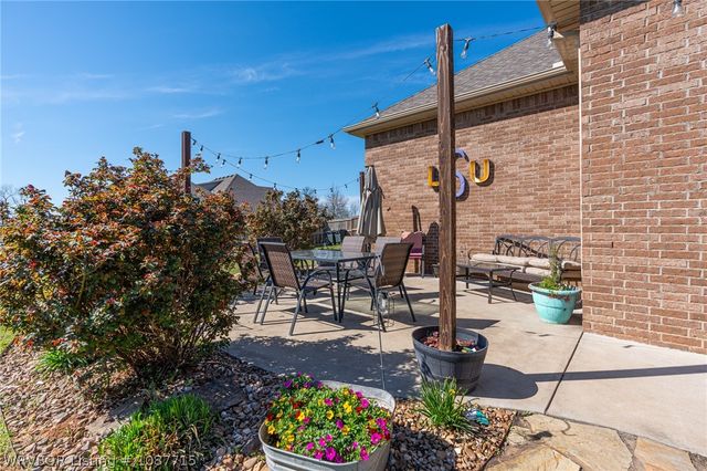 1606 Crystal Court, Fort Smith, AR 72916