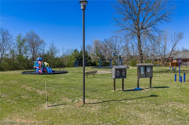 1606 Crystal Court, Fort Smith, AR 72916