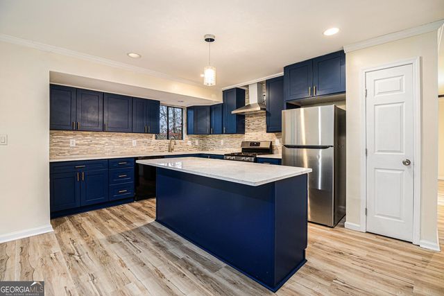 8443 Park Ridge Lane, Riverdale, GA 30274