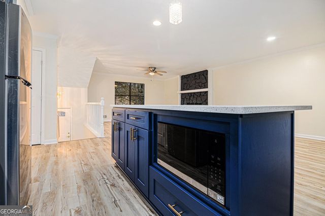 8443 Park Ridge Lane, Riverdale, GA 30274