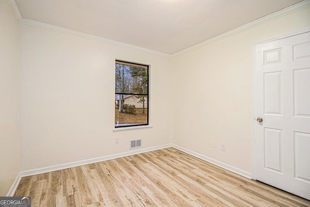 8443 Park Ridge Lane, Riverdale, GA 30274