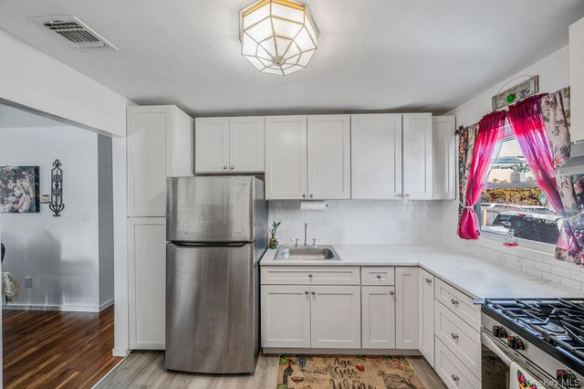 221 Amsterdam Avenue, West Babylon, NY 11704