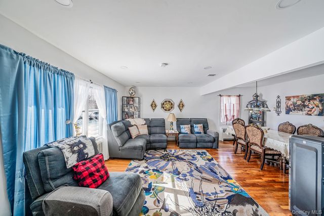 221 Amsterdam Avenue, West Babylon, NY 11704