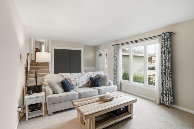 4042 Burning Tree Court, Crown Point, IN 46307