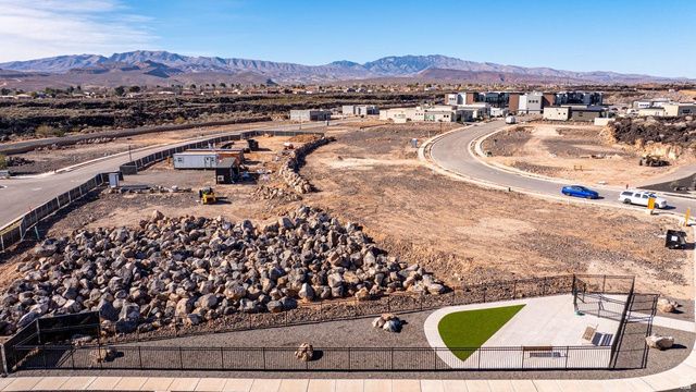 2612 W LAVA VLY, Santa Clara, UT 84765