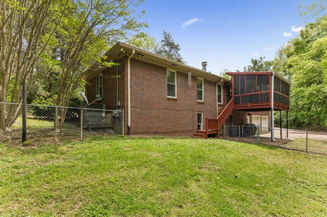 1912 Graceland Dr, Goodlettsville, TN 37072