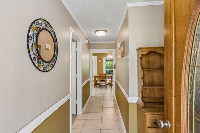 1912 Graceland Dr, Goodlettsville, TN 37072