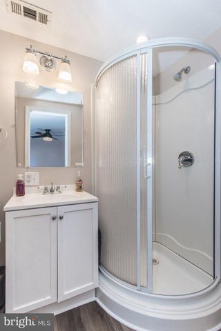 2736 ASH ST, Philadelphia, PA 19137