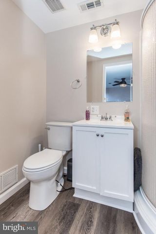 2736 ASH ST, Philadelphia, PA 19137