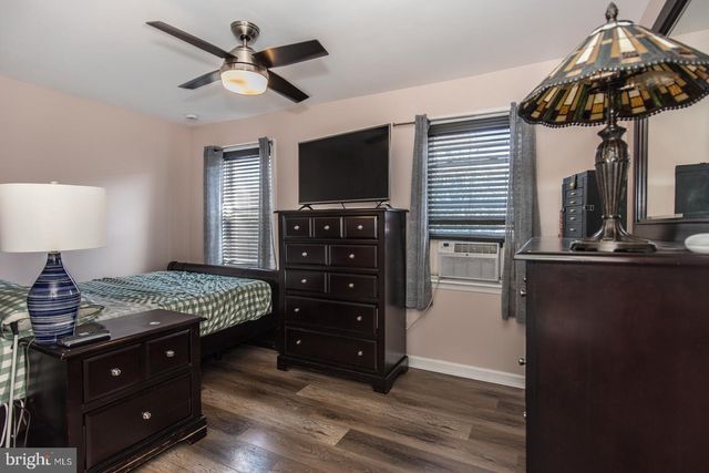 2736 ASH ST, Philadelphia, PA 19137
