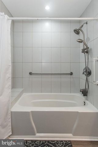 2736 ASH ST, Philadelphia, PA 19137
