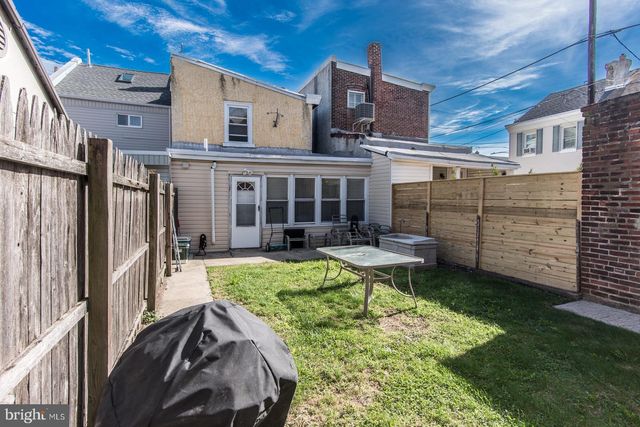 2736 ASH ST, Philadelphia, PA 19137