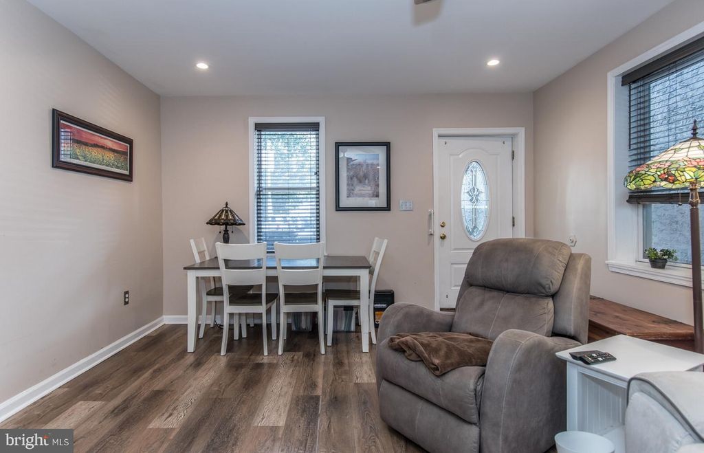 2736 ASH ST, Philadelphia, PA 19137 — photo 4