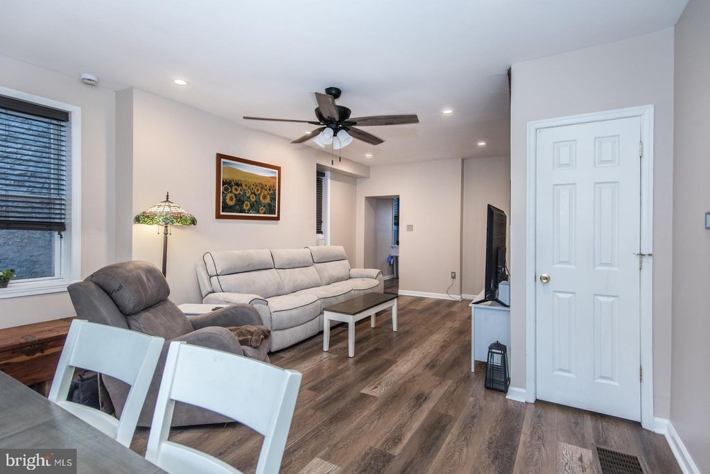 2736 ASH ST, Philadelphia, PA 19137 — photo 5
