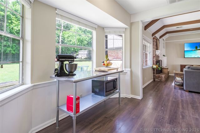 6114 S 69th East Place, Tulsa, OK 74133