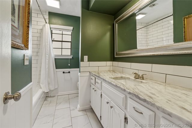 6114 S 69th East Place, Tulsa, OK 74133