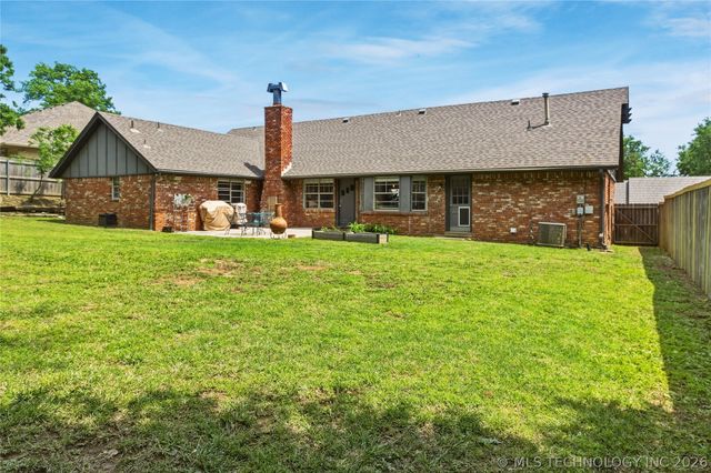 6114 S 69th East Place, Tulsa, OK 74133