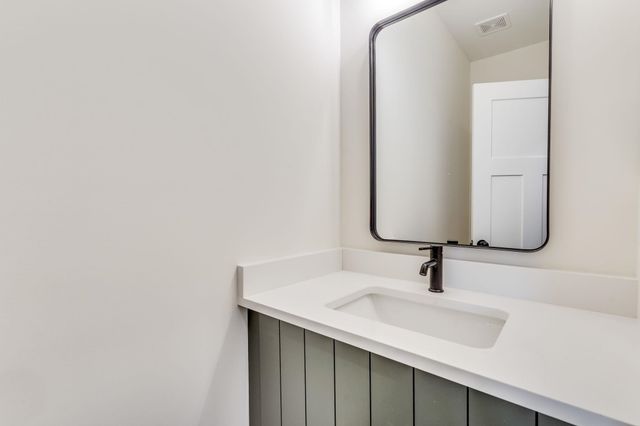 5558 Wandering Way, Maize, KS 67101