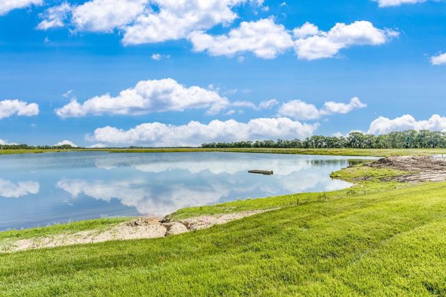 5558 Wandering Way, Maize, KS 67101