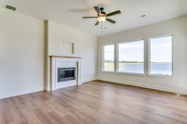 5558 Wandering Way, Maize, KS 67101