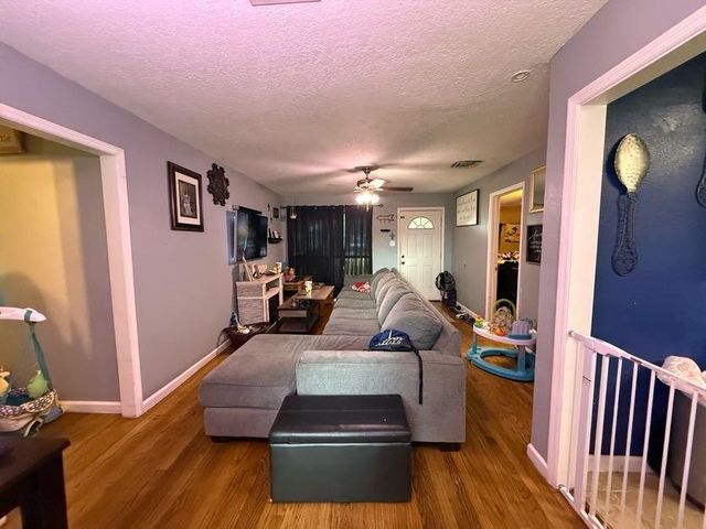3013 Cedarcrest Drive, Pasadena, TX 77503