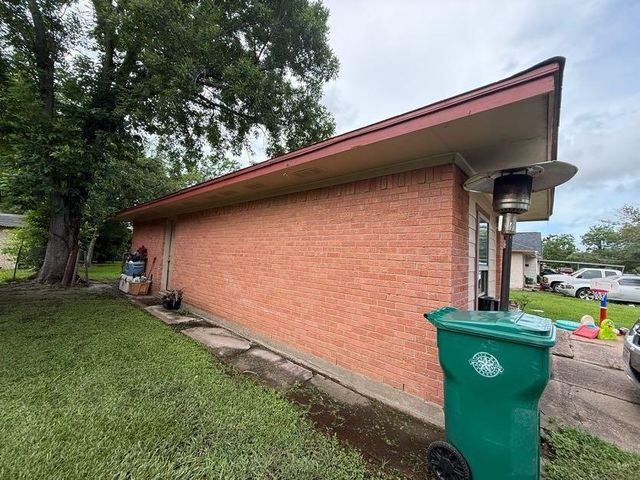 3013 Cedarcrest Drive, Pasadena, TX 77503