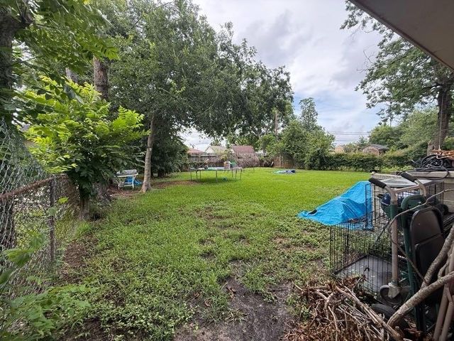 3013 Cedarcrest Drive, Pasadena, TX 77503