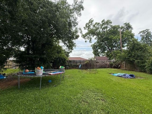3013 Cedarcrest Drive, Pasadena, TX 77503