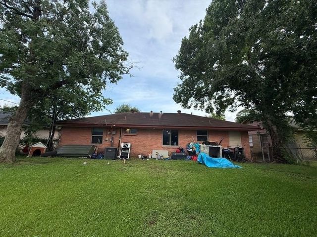 3013 Cedarcrest Drive, Pasadena, TX 77503