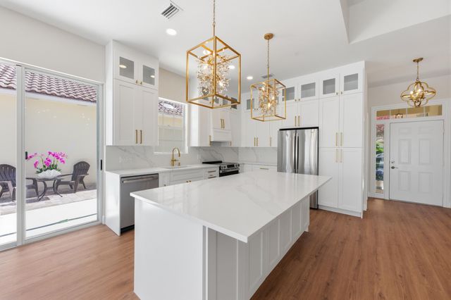 283 Kelsey Park Circle, Palm Beach Gardens, FL 33410