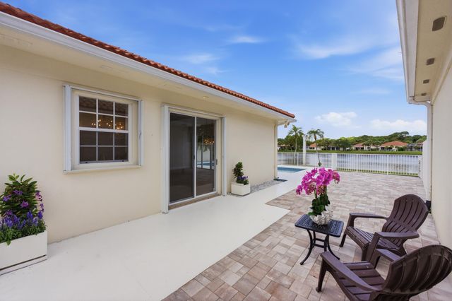 283 Kelsey Park Circle, Palm Beach Gardens, FL 33410