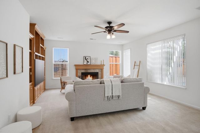 4230 Eveningside Ln, Tracy, CA 95377