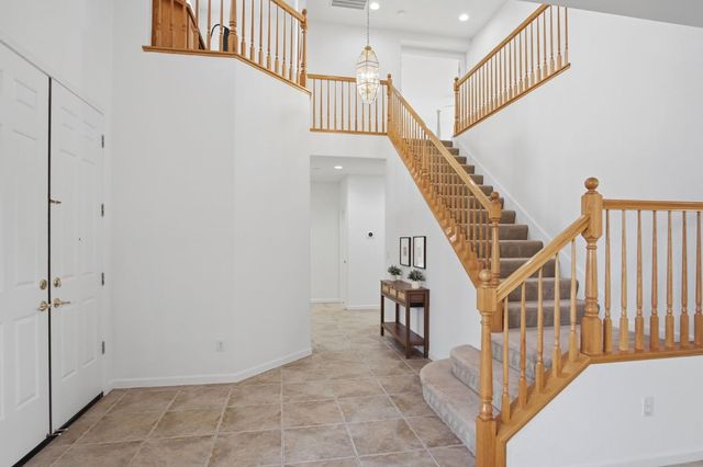 4230 Eveningside Ln, Tracy, CA 95377