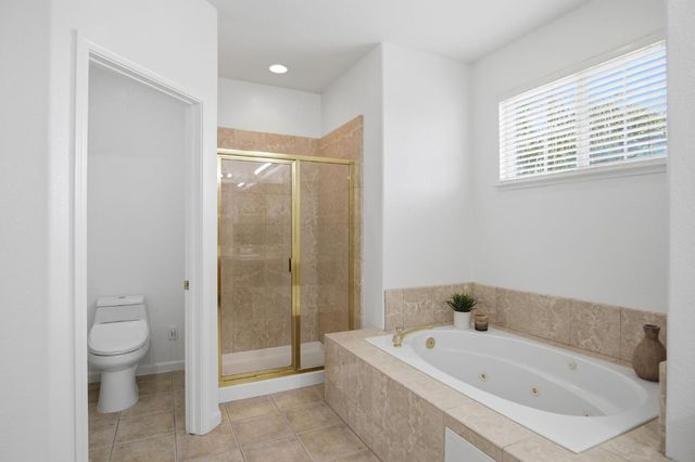4230 Eveningside Ln, Tracy, CA 95377