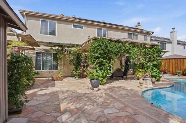 4230 Eveningside Ln, Tracy, CA 95377
