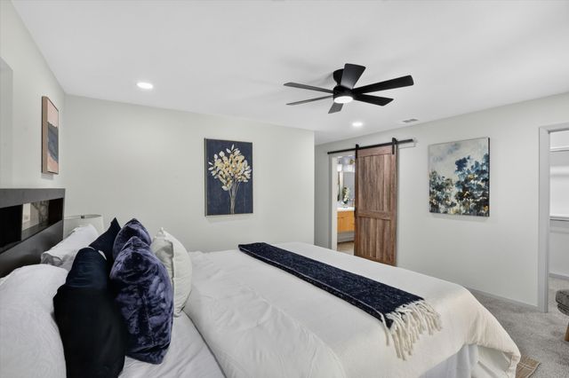 1207 College Oaks Drive, Arlington, TX 76010