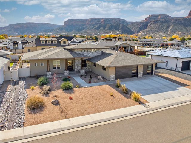 2185 Mescalero Avenue, Grand Junction, CO 81507