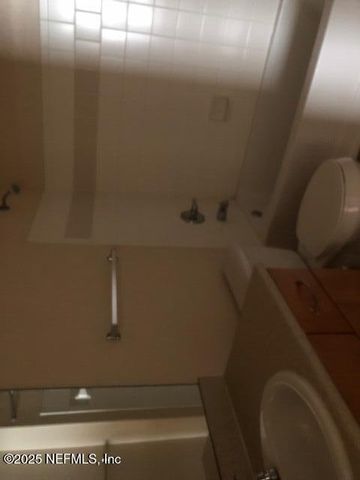 8290 GATE Parkway W, 1415, Jacksonville, FL 32216