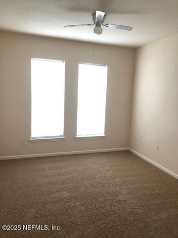 8290 GATE Parkway W, 1415, Jacksonville, FL 32216