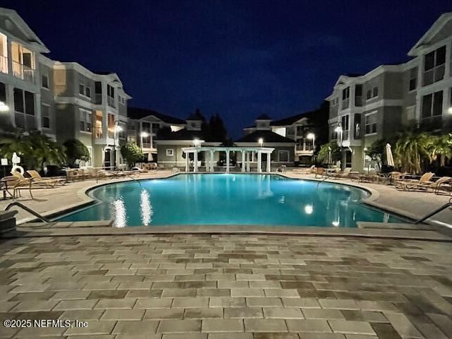 8290 GATE Parkway W, 1415, Jacksonville, FL 32216