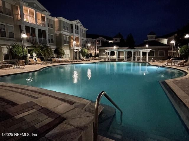 8290 GATE Parkway W, 1415, Jacksonville, FL 32216
