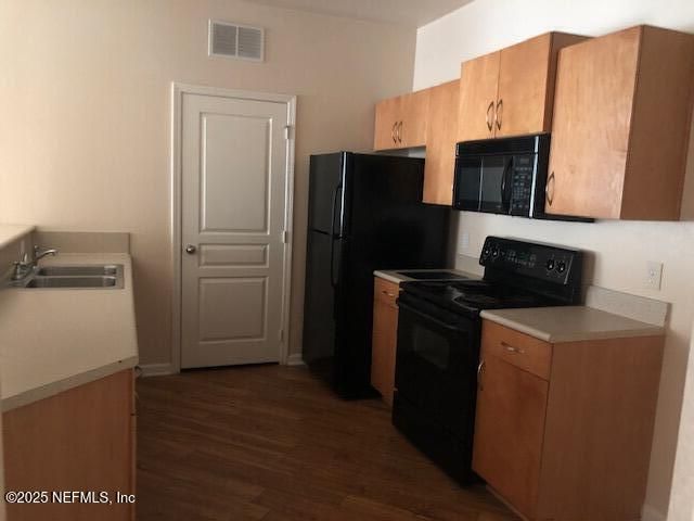 8290 GATE Parkway W, 1415, Jacksonville, FL 32216