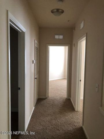 8290 GATE Parkway W, 1415, Jacksonville, FL 32216