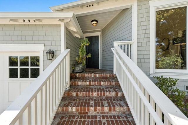 472 Emerald Avenue, San Carlos, CA 94070